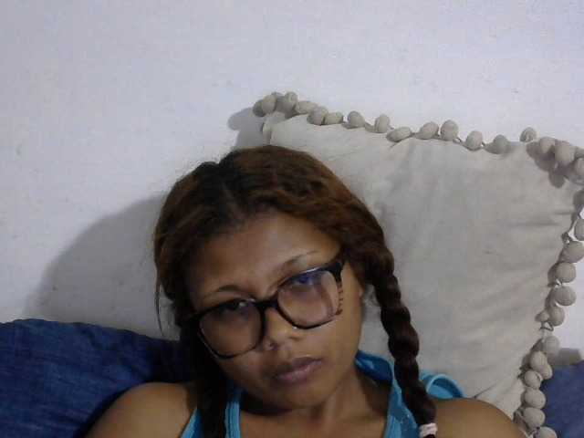 Anelah live cam on BongaCams