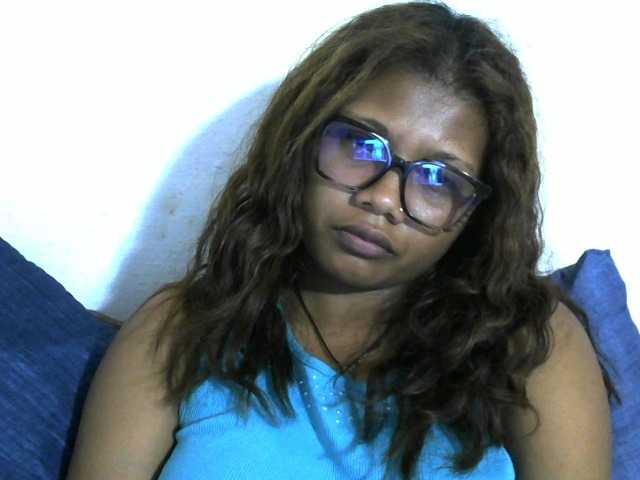 Anelah live cam on BongaCams
