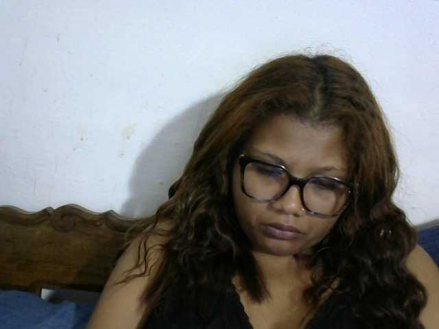 Anelah live cam on BongaCams