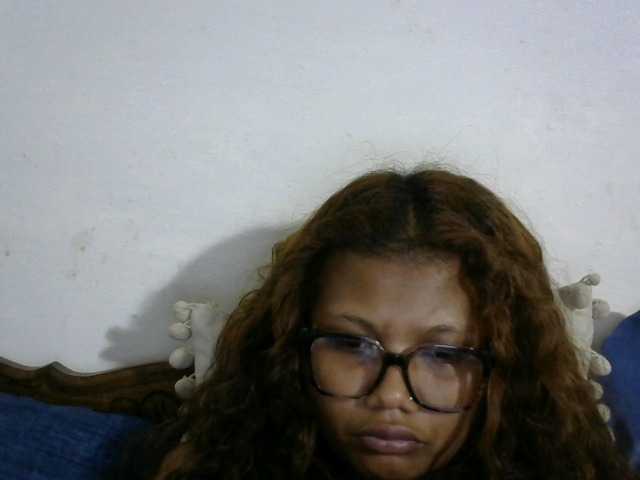Anelah live cam on BongaCams