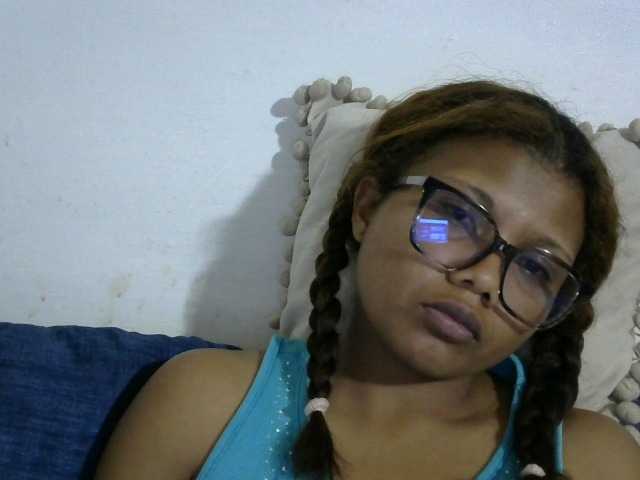 Anelah live cam on BongaCams