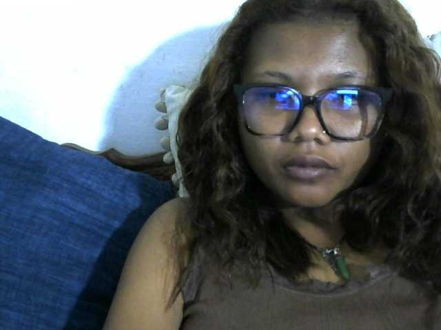 Anelah live cam on BongaCams