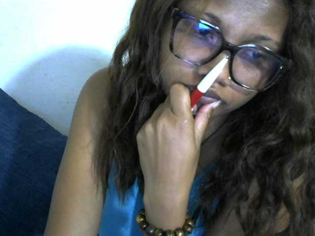 Anelah live cam preview