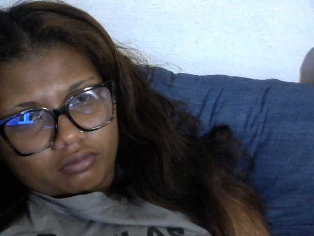 Anelah live cam on BongaCams