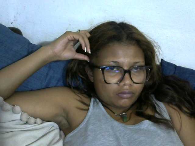 Anelah live cam on BongaCams