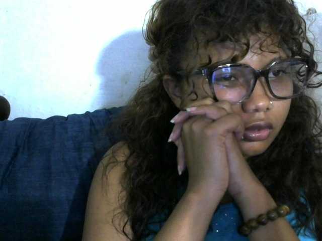 Anelah live cam on BongaCams