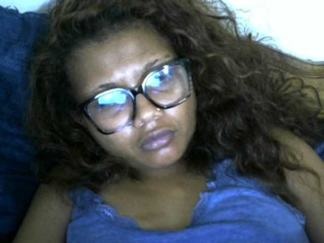 Anelah live cam on BongaCams