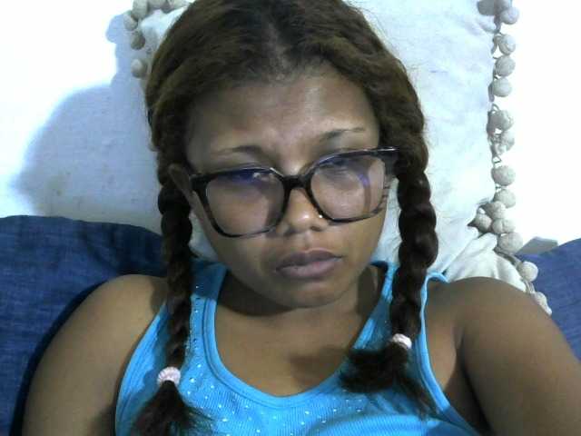 Anelah live cam on BongaCams