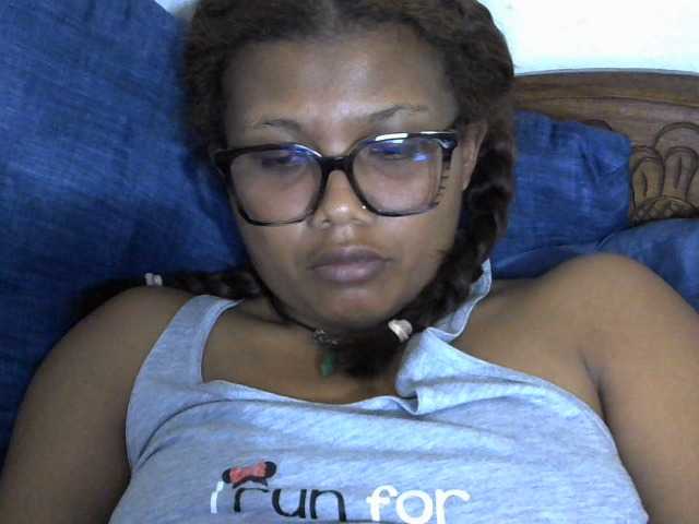 Anelah live cam on BongaCams