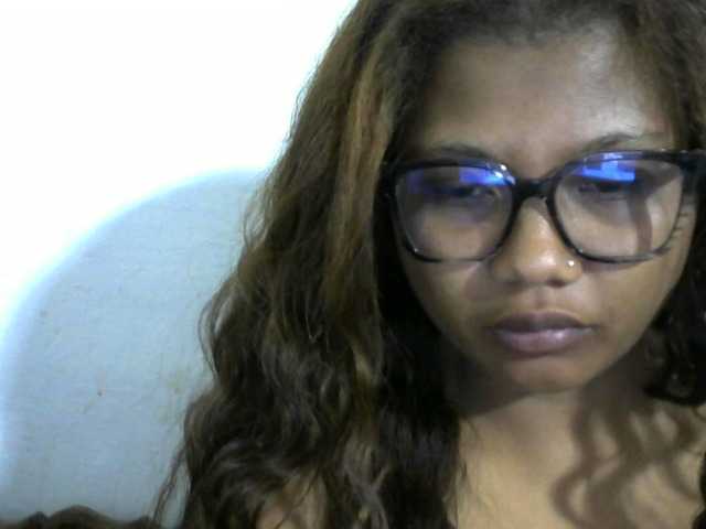 Anelah live cam on BongaCams