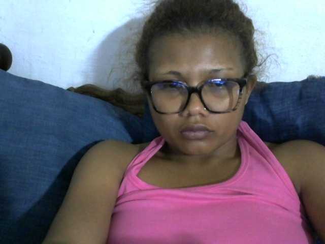 Anelah live cam on BongaCams
