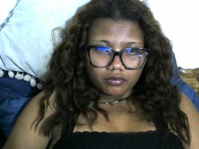 Anelah live cam on BongaCams
