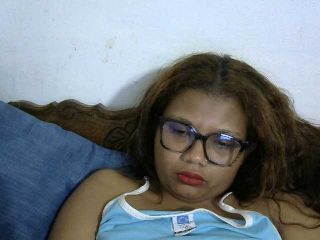 Anelah live cam