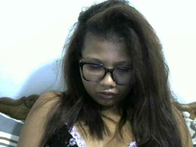 Anelah Live Webcam on BongaCams