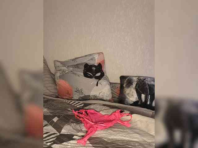 Nadina-1 Sex Cam Show