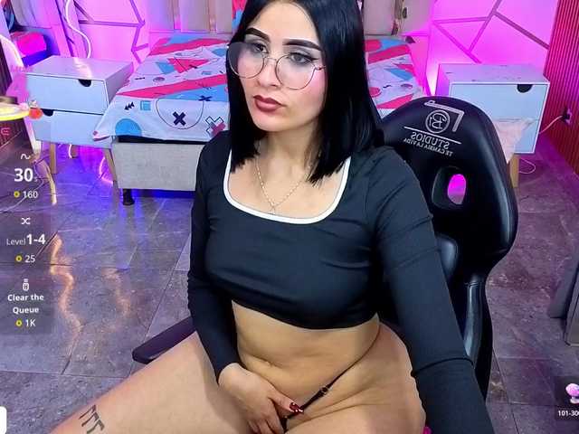 CASSE-TAY live cam on BongaCams