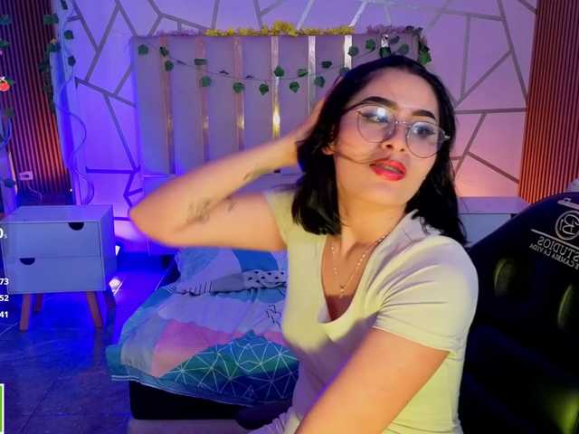 CASSE-TAY live cam on BongaCams