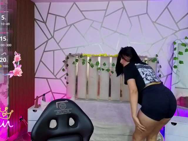 CASSE-TAY live cam on BongaCams