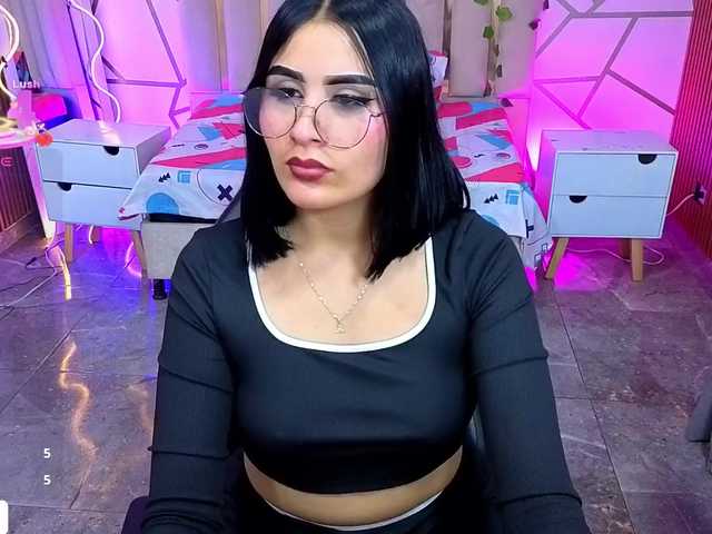 CASSE-TAY live cam on BongaCams