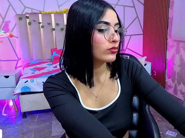 CASSE-TAY live cam on BongaCams