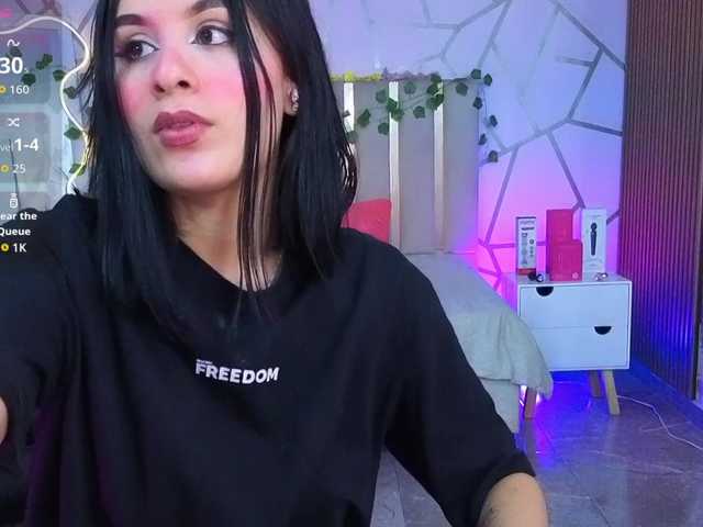 CASSE-TAY live cam on BongaCams