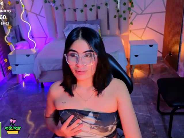 CASSE-TAY live cam on BongaCams