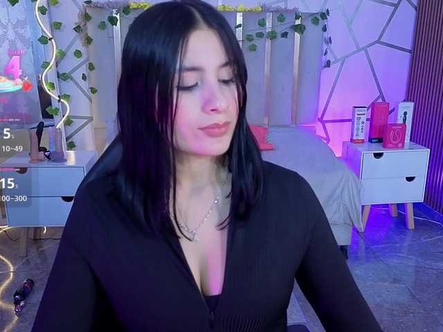 CASSE-TAY live cam on BongaCams