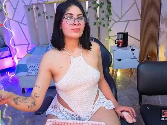 CASSE-TAY, live now on BongaCams