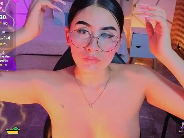 CASSE-TAY live cam on BongaCams
