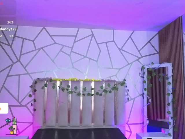 CASSE-TAY live cam on BongaCams