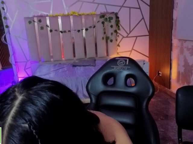 CASSE-TAY live cam on BongaCams