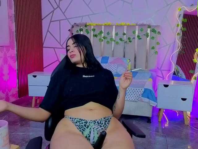 CASSE-TAY live cam on BongaCams
