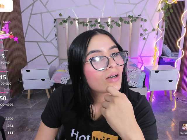 CASSE-TAY live cam on BongaCams