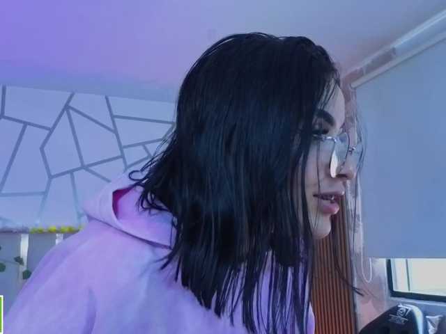 CASSE-TAY live cam on BongaCams