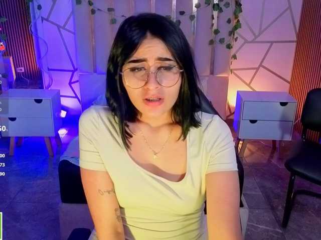 CASSE-TAY live cam on BongaCams