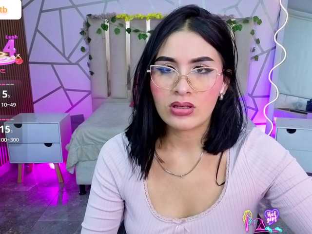 CASSE-TAY live cam on BongaCams