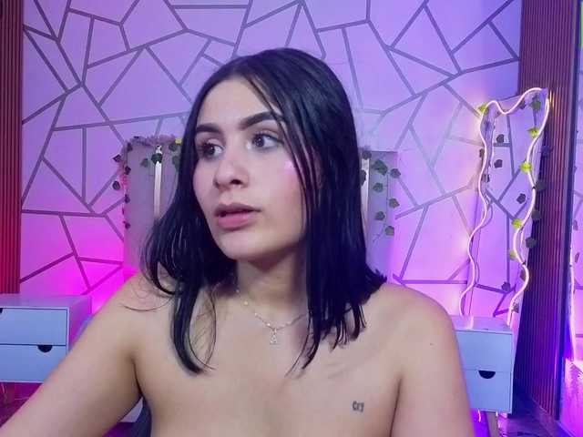 CASSE-TAY live cam on BongaCams