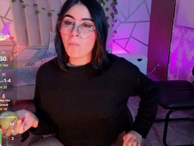 CASSE-TAY live cam on BongaCams