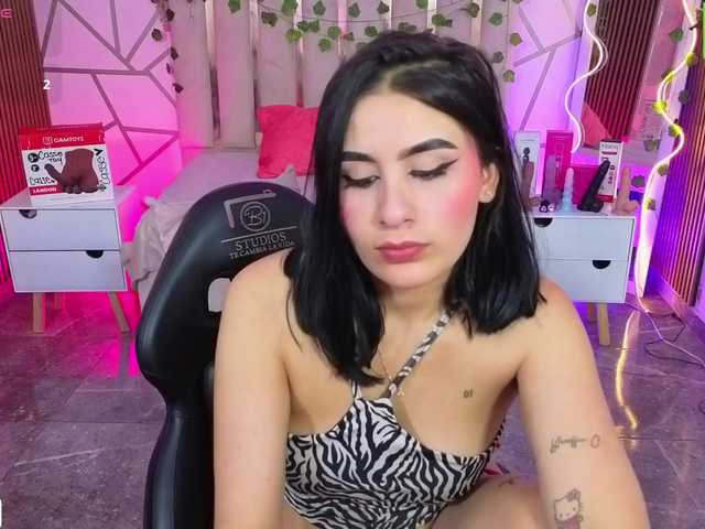 CASSE-TAY live cam