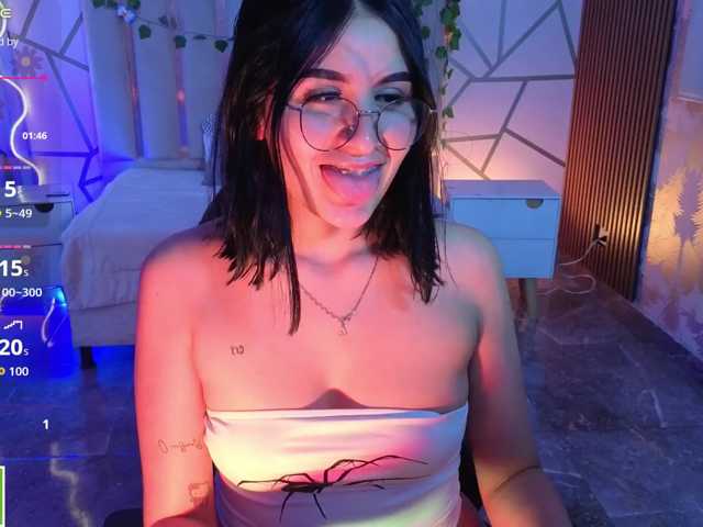 CASSE-TAY live cam on BongaCams