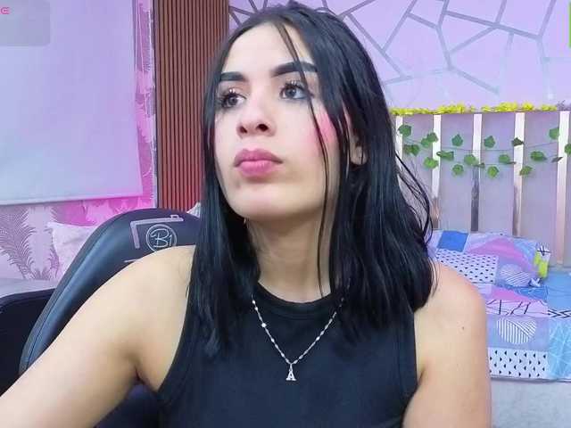 CASSE-TAY live cam on BongaCams