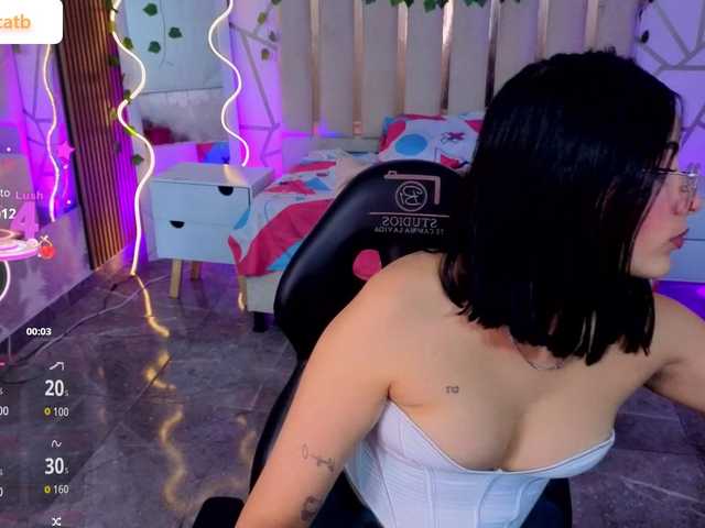 CASSE-TAY live cam on BongaCams