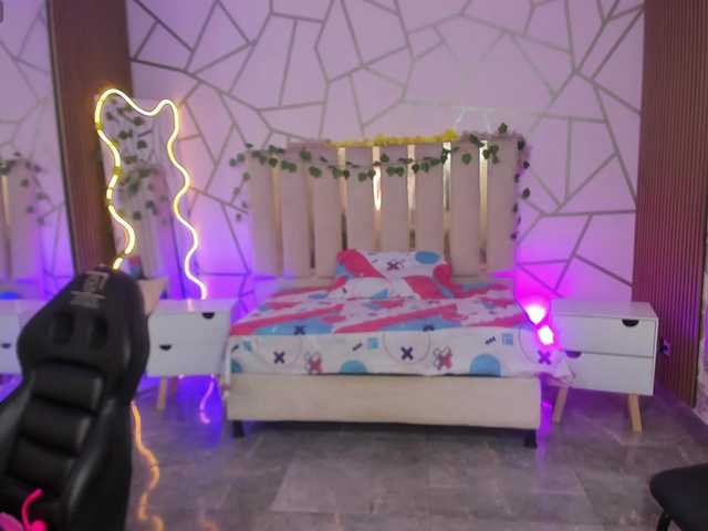 CASSE-TAY live cam on BongaCams