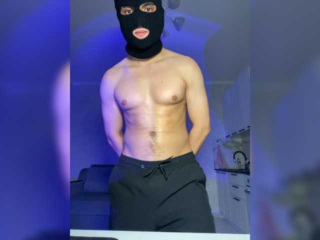 Student2006a, 20 y/o - Live Cam on BongaCams