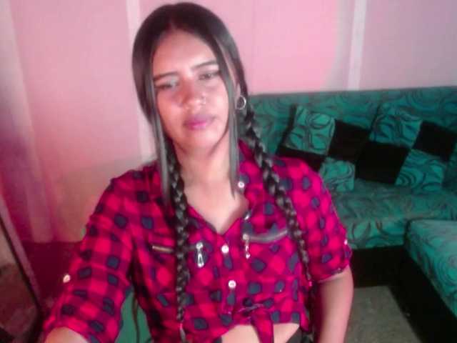 mar-18 live webcam show