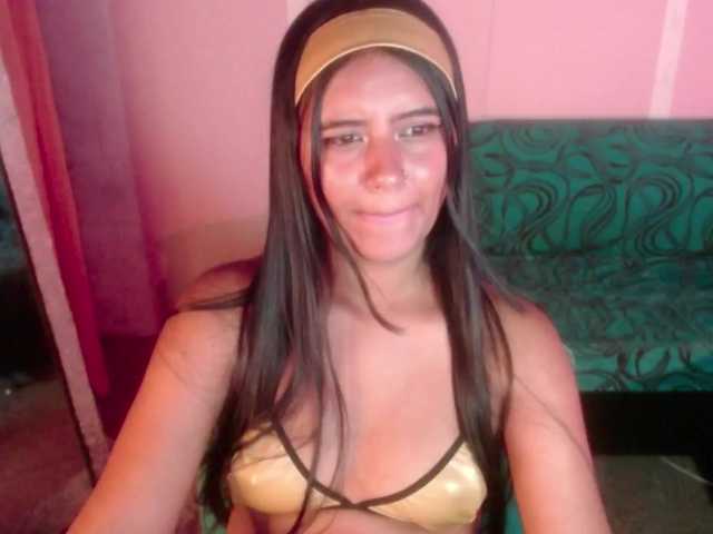 mar-18 live webcam show