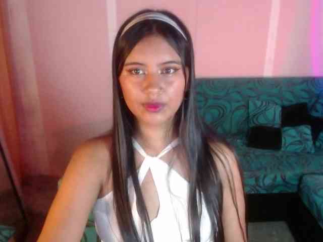 mar-18 Live Webcam on BongaCams