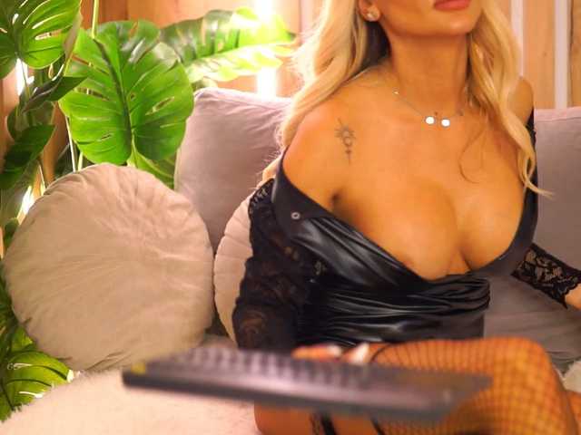 CelesteArden live cam preview