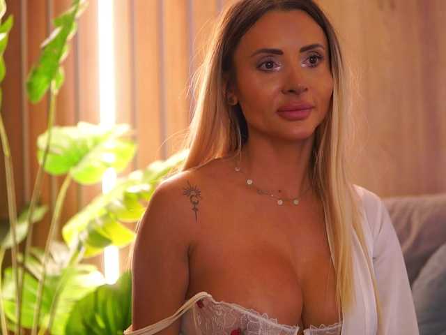 CelesteArden live cam on BongaCams