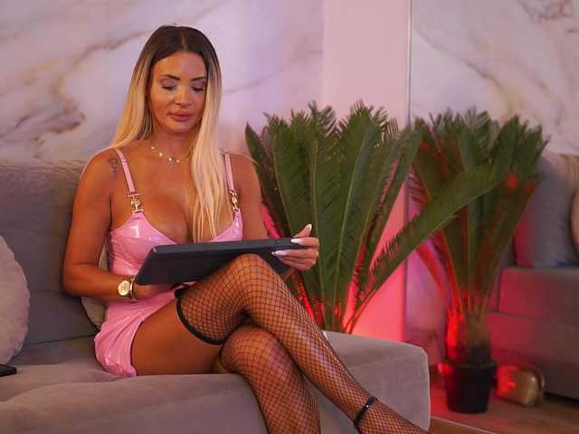 CelesteArden live cam on BongaCams